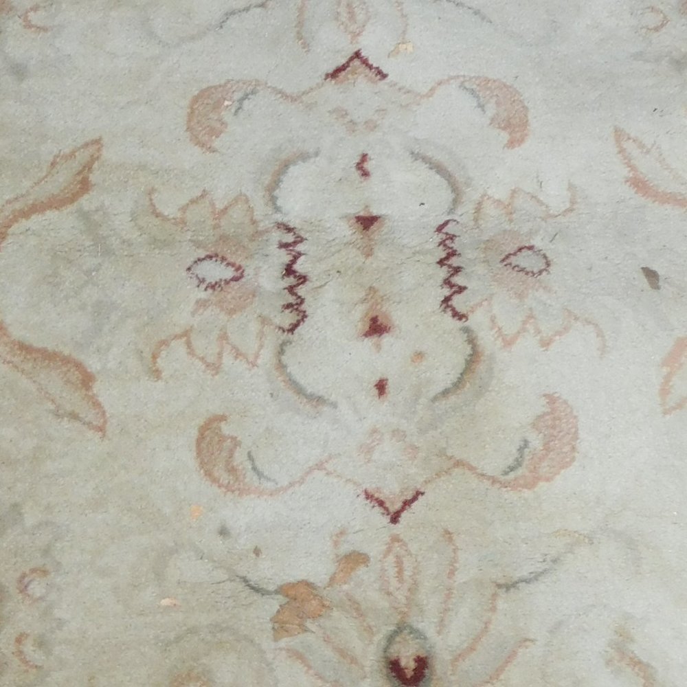 Oval Rug - Picture 2 of 6